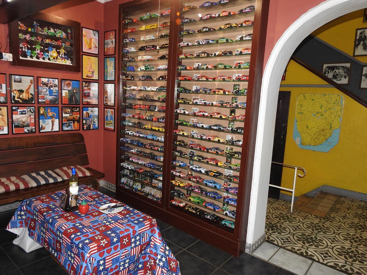 Phoenix Hotel (Adults Only) Port Elizabeth Bagian luar foto