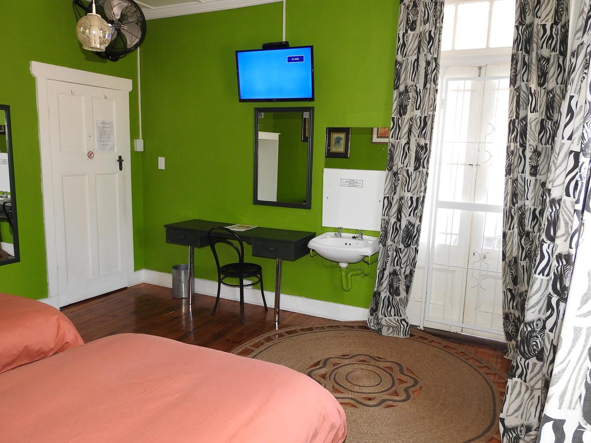 Phoenix Hotel (Adults Only) Port Elizabeth Bagian luar foto